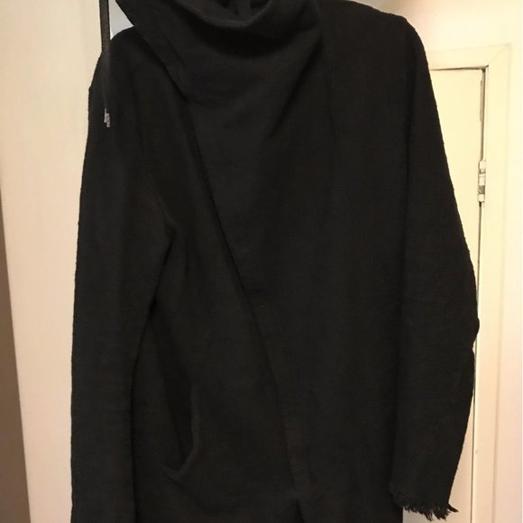 Oversized Draping Knitted Cloak Coat with Frayed - Picture 2 of 15